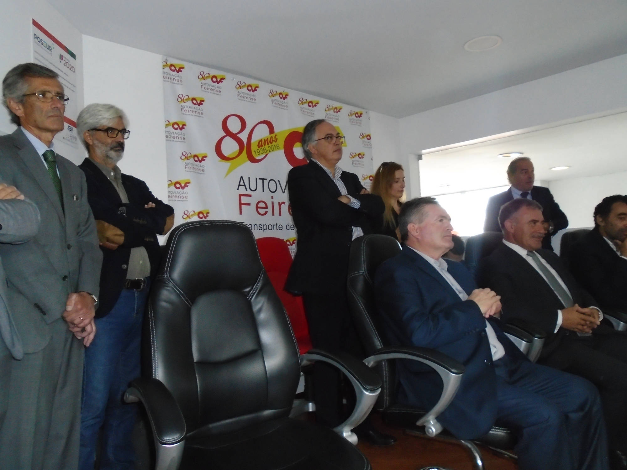 inauguracao 2 autocarros gás natural auto viacao feirense